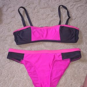 Oakley Bikini Set Womens Medium